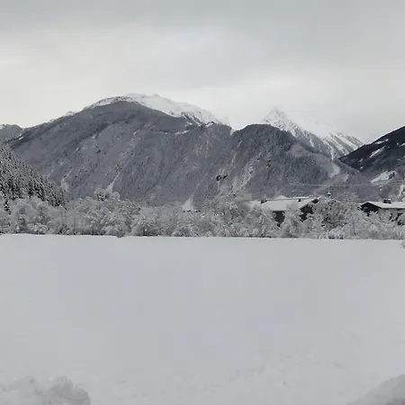 Ferienwohnungen Am Riedanger Mayrhofen Room photo